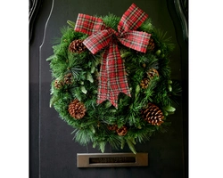 Green Wreath 50cm with Pinecones & Tartan Bow - image 2