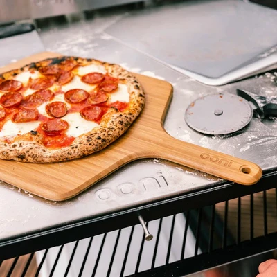 Ooni 12" Bamboo Pizza Peel - image 2