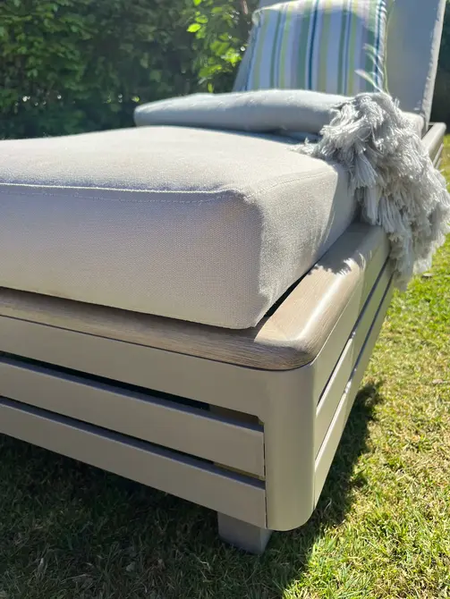 Palermo Sunlounger & Cushion - image 2